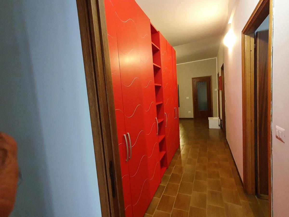 Апартаменти Casa Tommaso П'яченца Екстер'єр фото