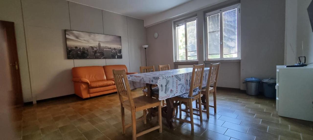 Апартаменти Casa Tommaso П'яченца Екстер'єр фото